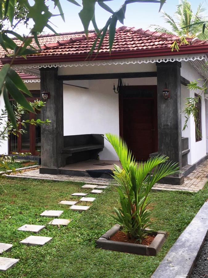 Triple Edge Villa Unawatuna Exterior foto