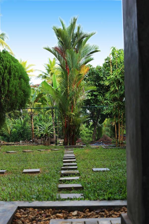 Triple Edge Villa Unawatuna Exterior foto